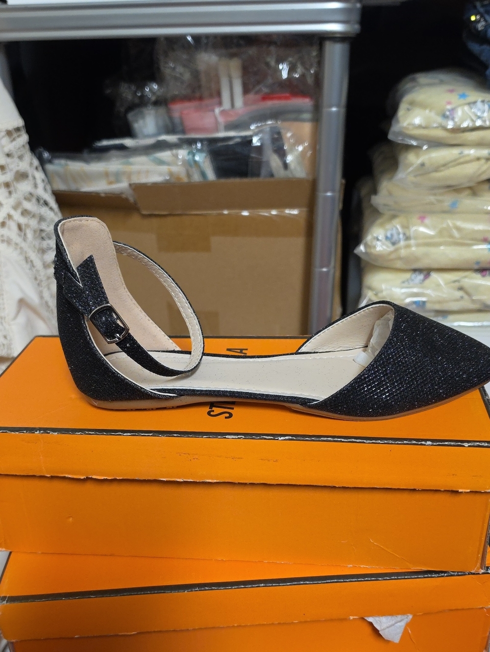 Nwt Womens Black Sparkle Ankle-Strap Pointed Flats